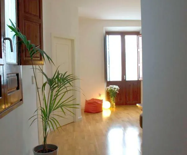 Central And Stylish Apartment